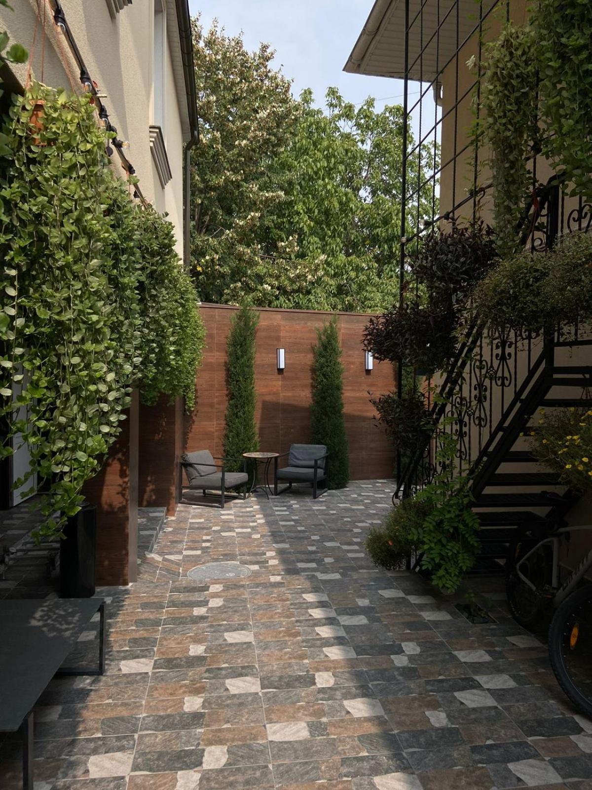 Hotel 77/5 à Chişinău Extérieur photo