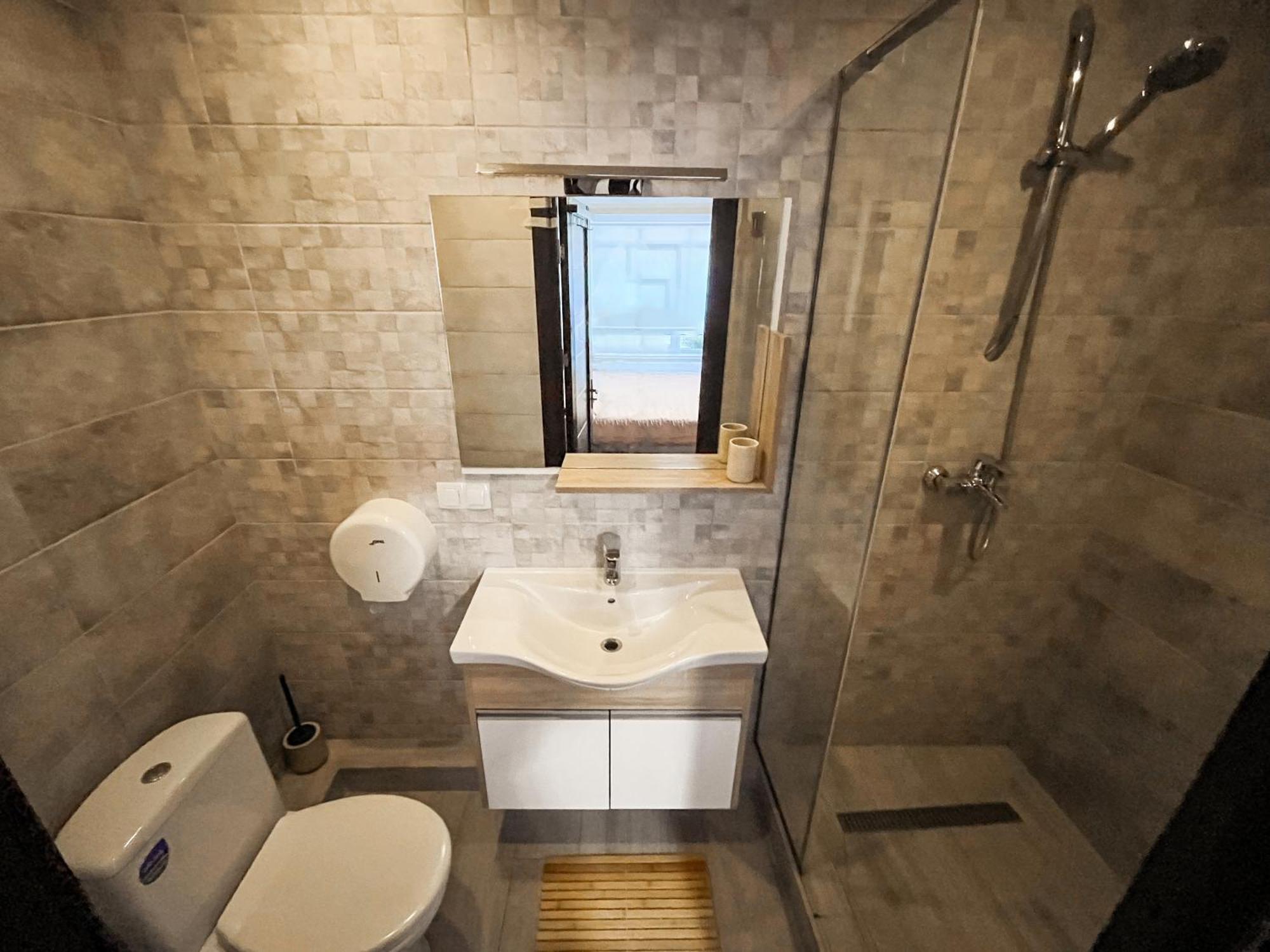 Hotel 77/5 à Chişinău Extérieur photo