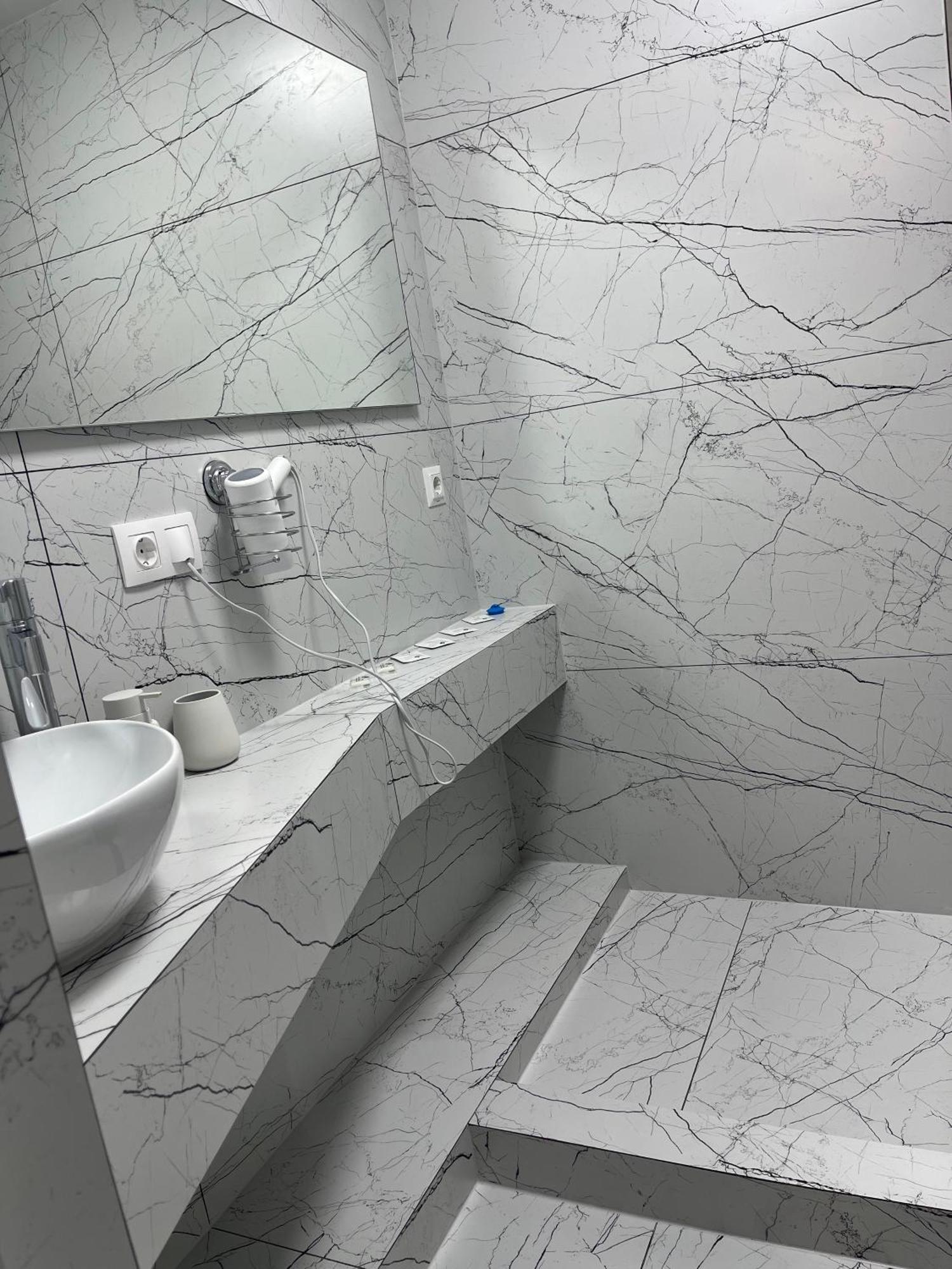 Hotel 77/5 à Chişinău Extérieur photo